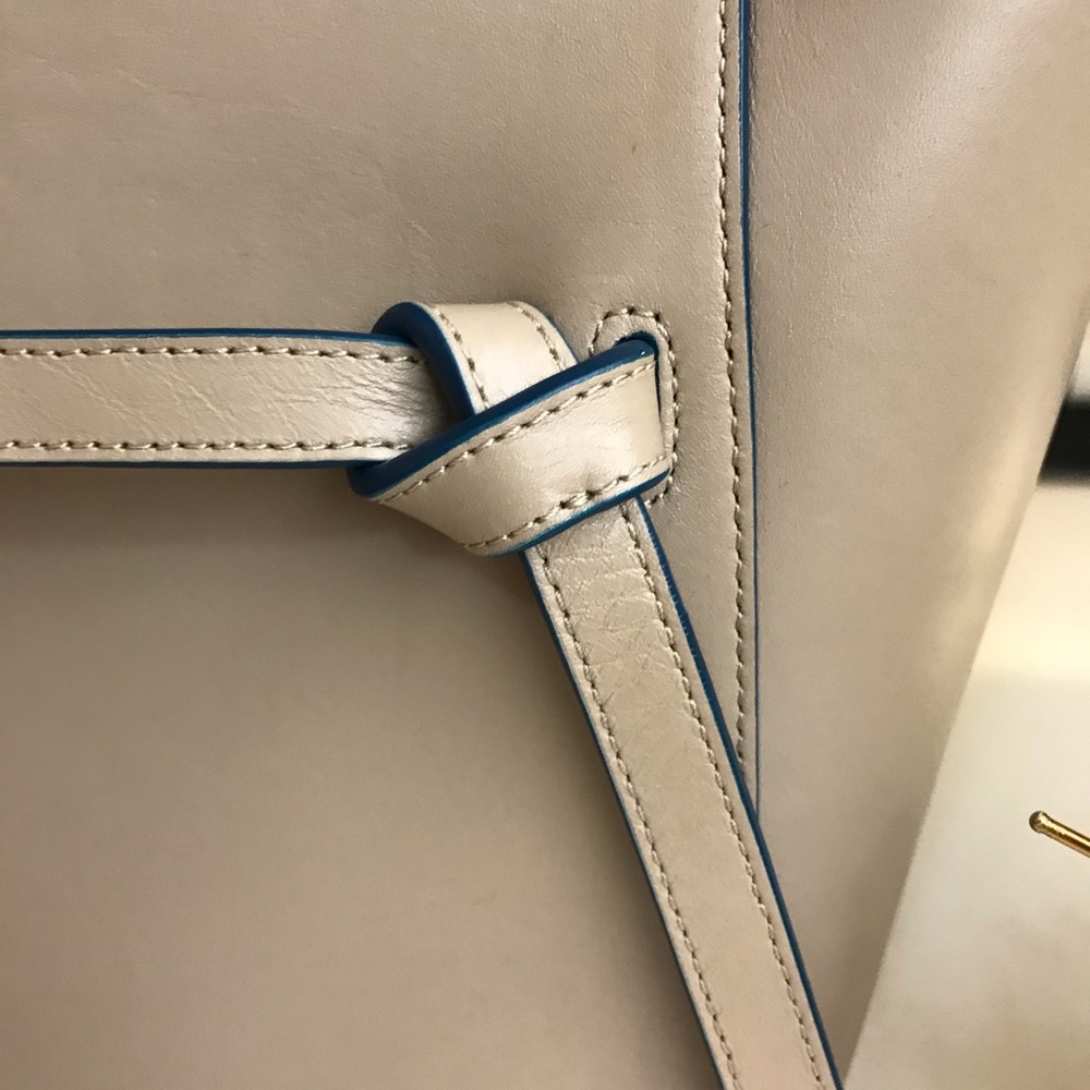 CÉLINE Mini Belt Bag - Picture 4 of 8